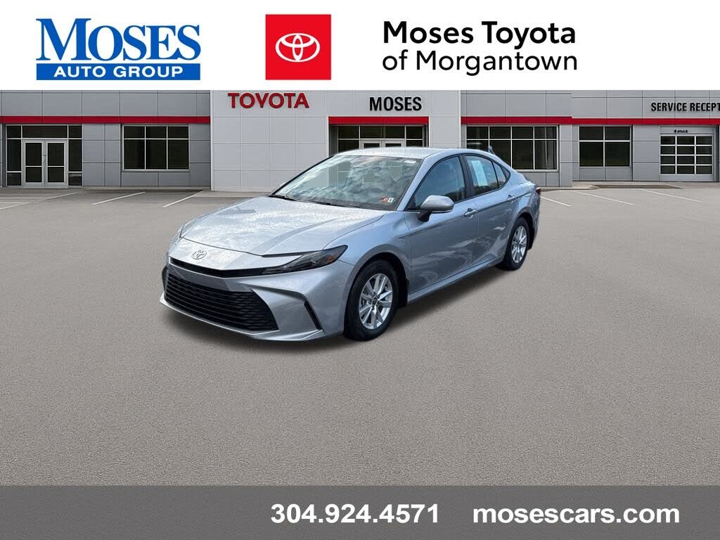 2025 Toyota Camry LE FWD