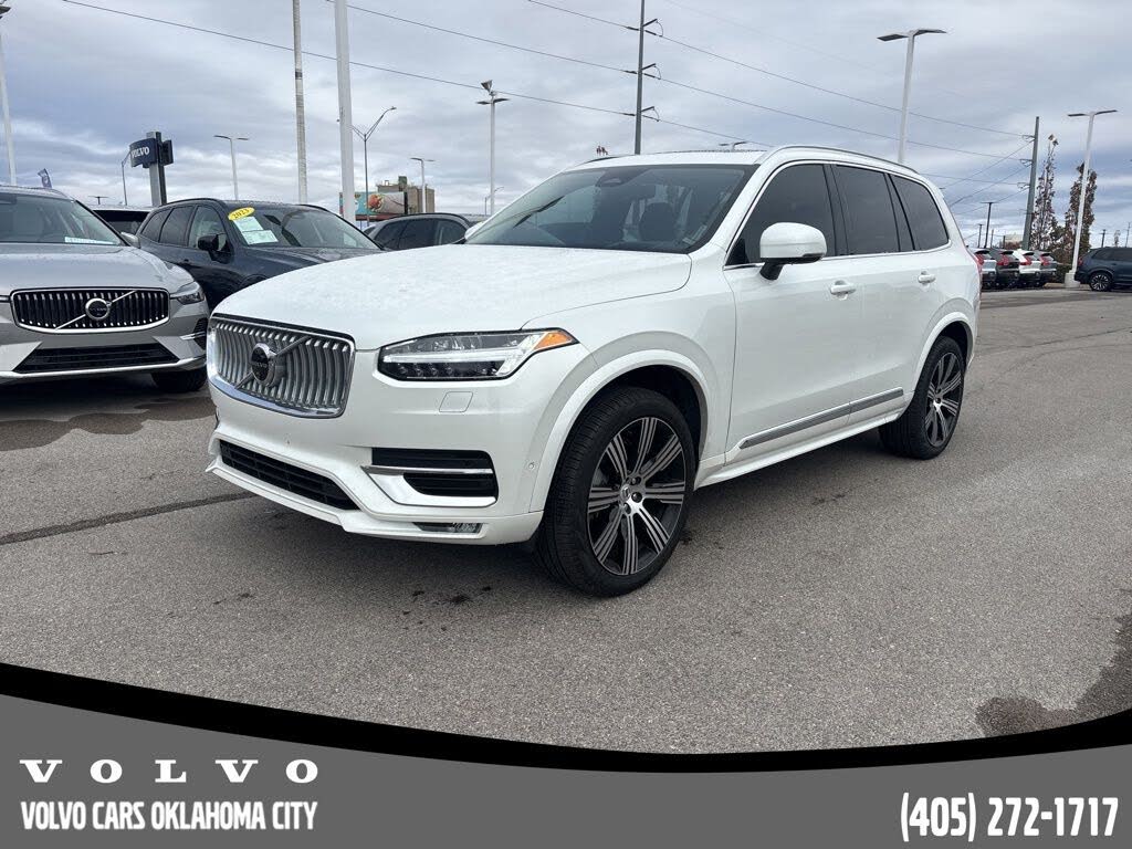 2025 Volvo XC90 B6 Ultra Bright Theme 6-Passenger AWD
