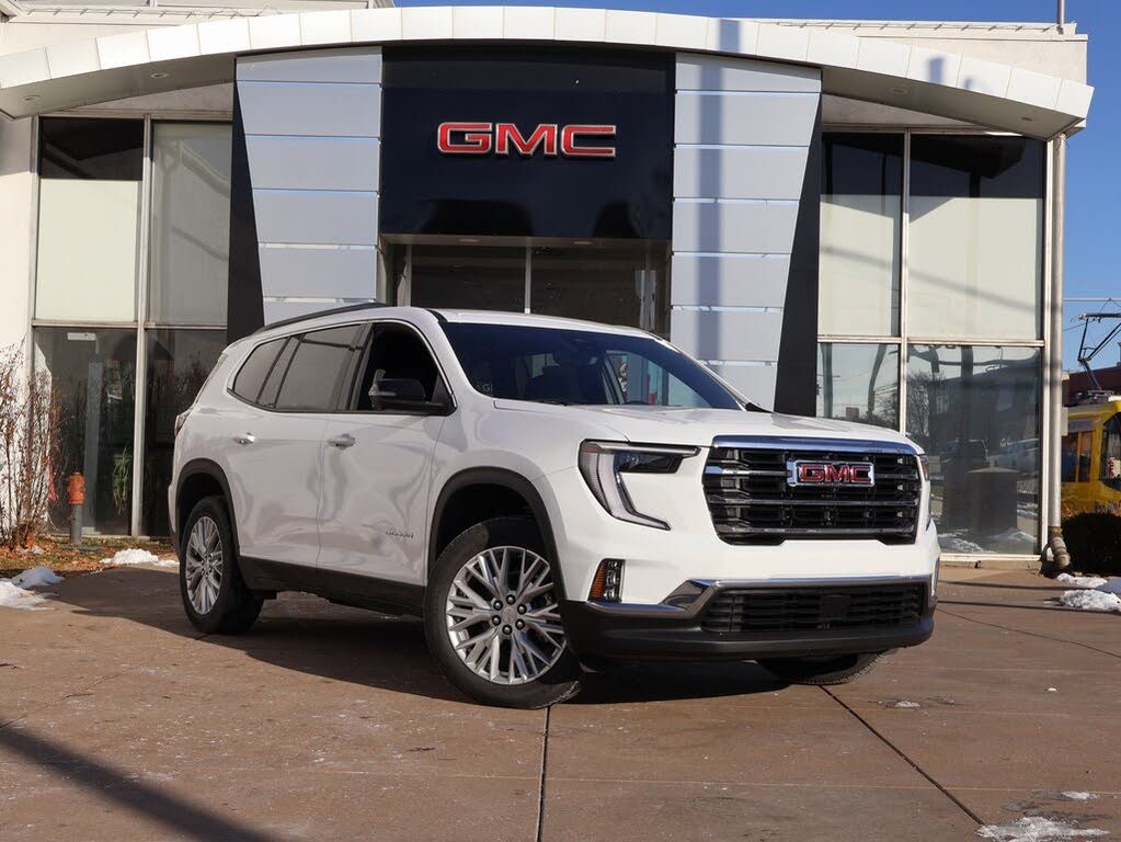 2026 GMC Acadia Elevation FWD