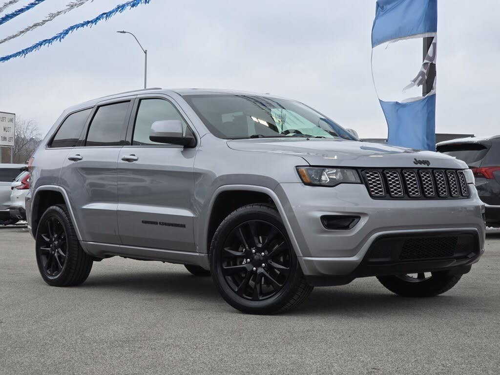 2018 Jeep Grand Cherokee Altitude 4WD