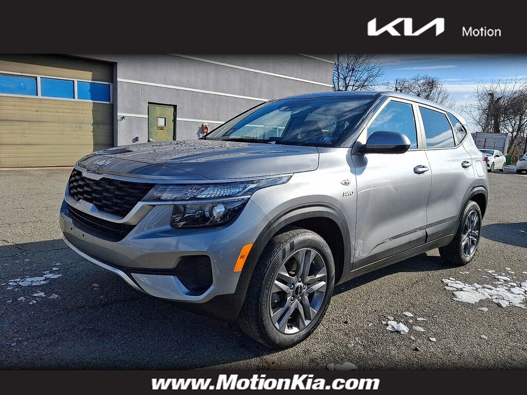 2023 Kia Seltos LX AWD