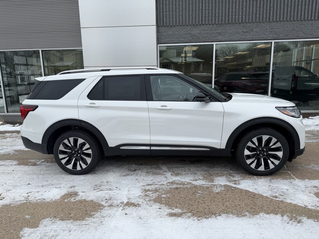 2026 Ford Explorer Platinum AWD
