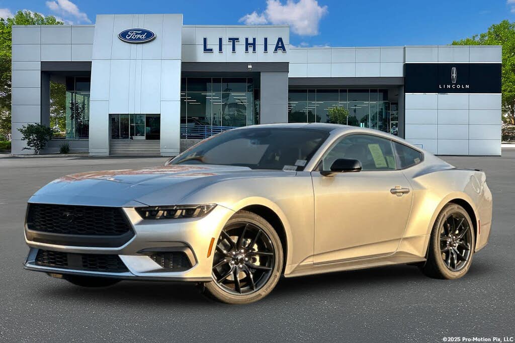 2026 Ford Mustang EcoBoost Fastback RWD