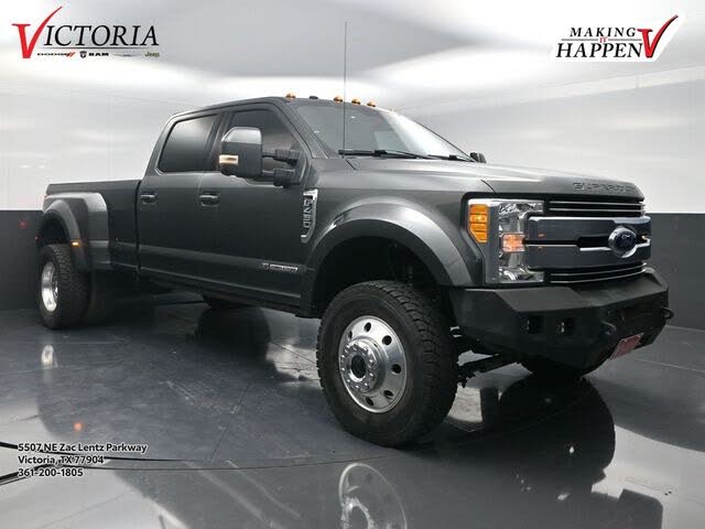 2017 Ford F-450 Super Duty Lariat Crew Cab LB DRW 4WD