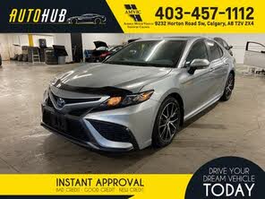 Toyota Camry Hybrid SE FWD