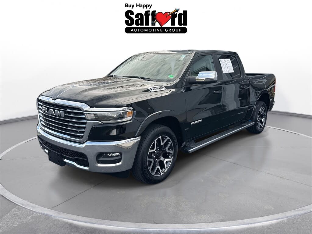2025 RAM 1500 Laramie Crew Cab 4WD