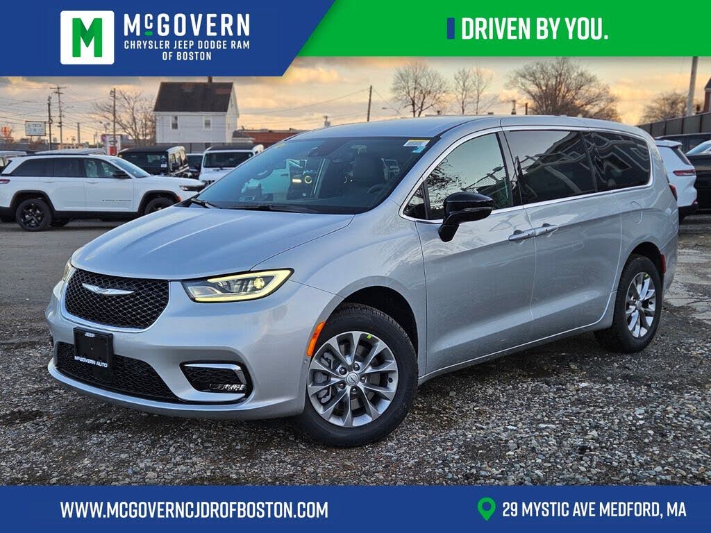 2026 Chrysler Pacifica Select AWD