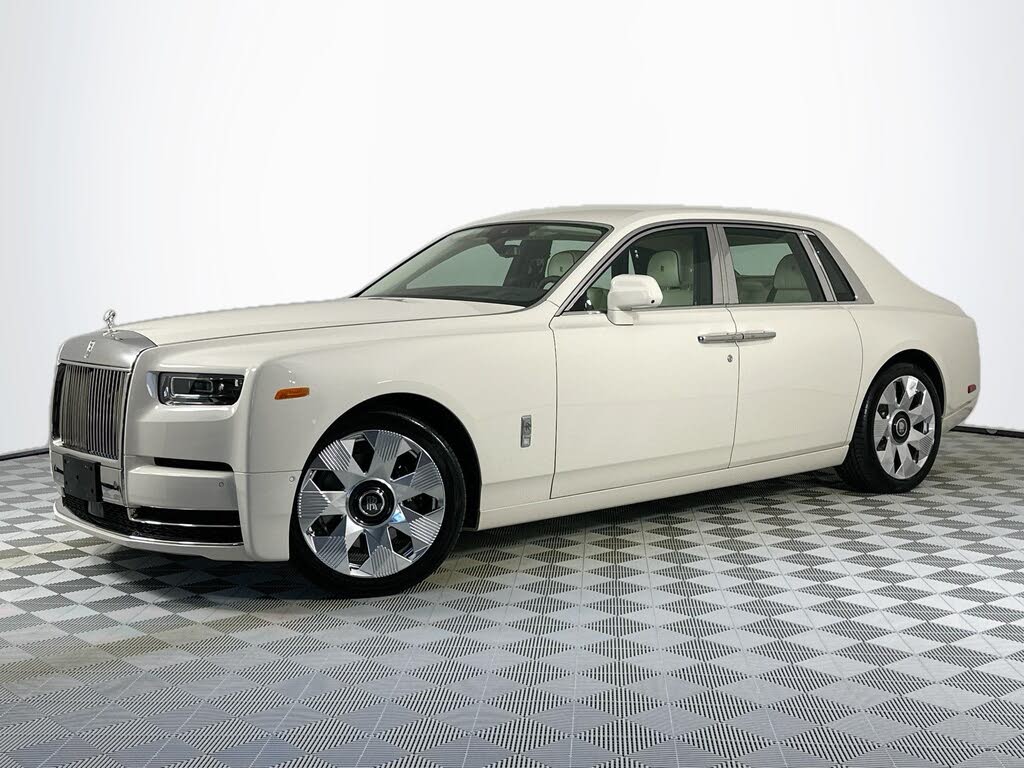 2026 Rolls-Royce Phantom RWD