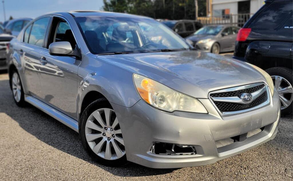 2010 Subaru Legacy 2.5i Sport FWD