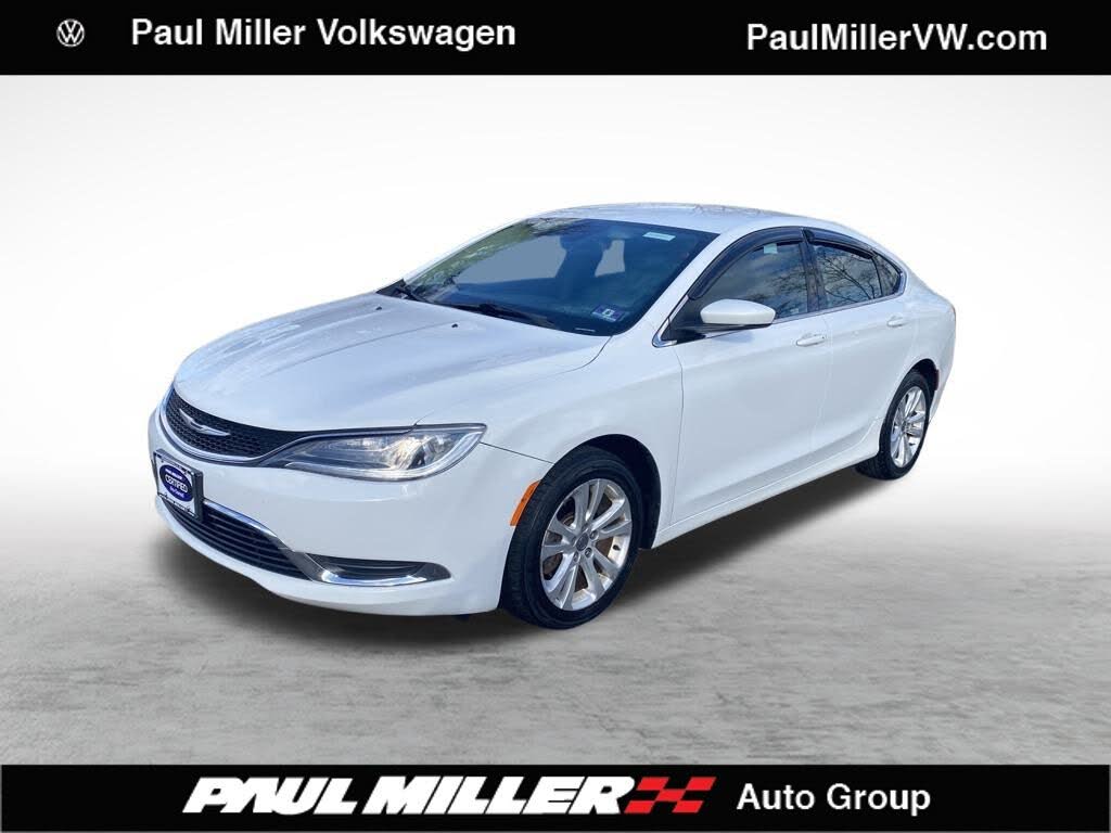 2015 Chrysler 200 Limited Sedan FWD