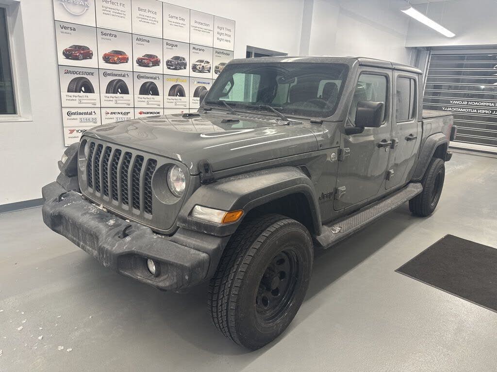 2020 Jeep Gladiator Sport Crew Cab 4WD