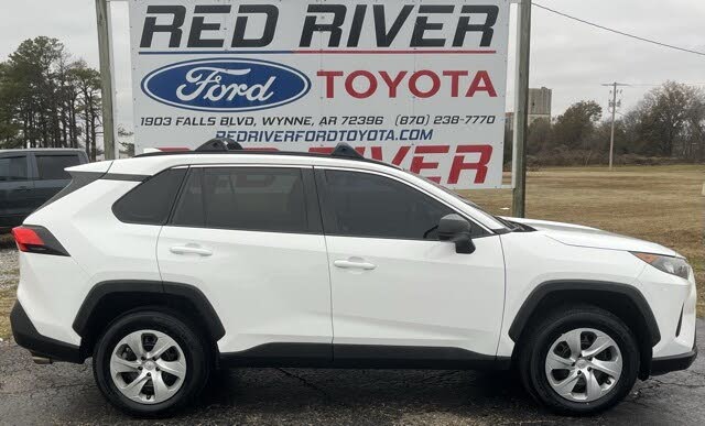 2020 Toyota RAV4 LE FWD