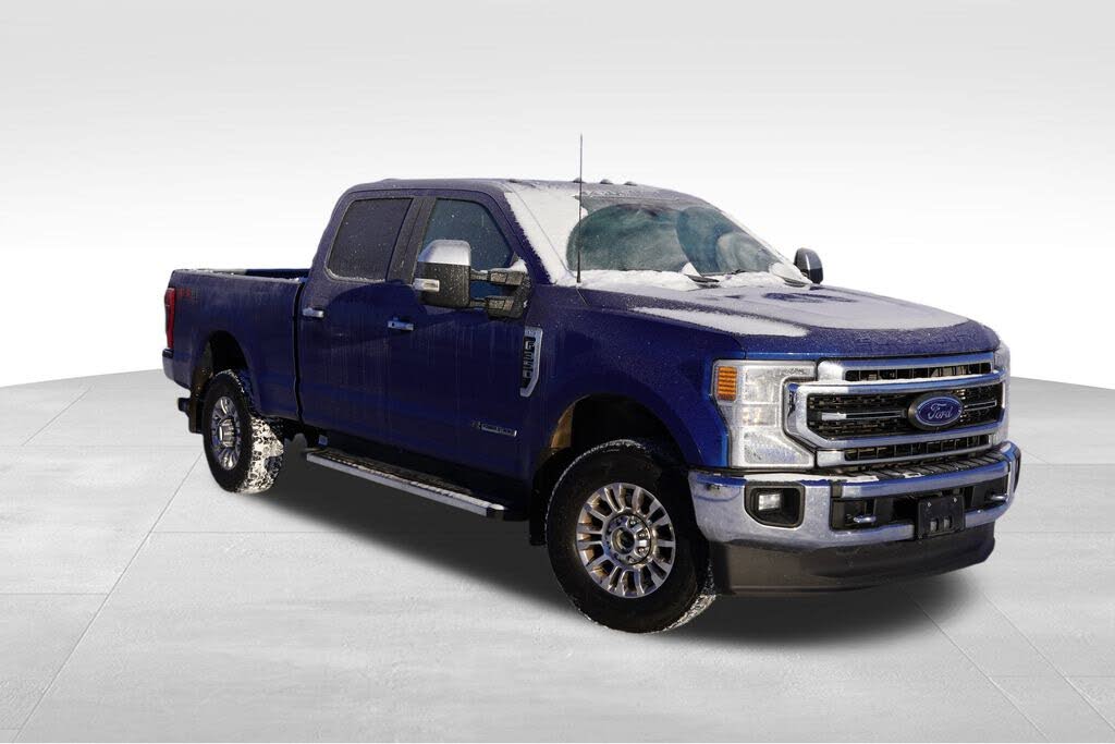 2022 Ford F-350 Super Duty Lariat Crew Cab 4WD