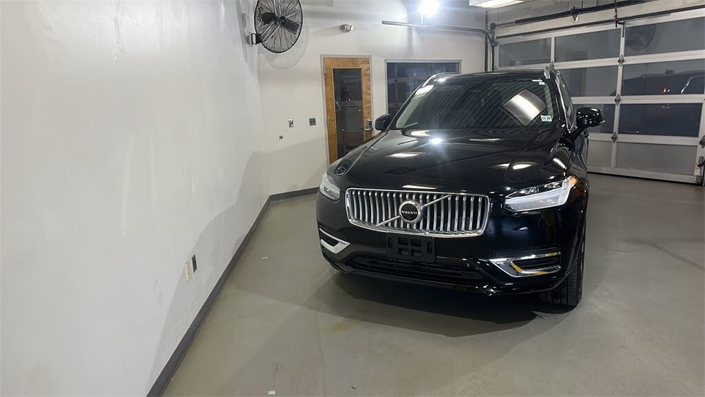 2024 Volvo XC90 Recharge T8 Plus Bright Theme 6-Passenger eAWD