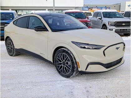 2025 Ford Mustang Mach-E Premium AWD