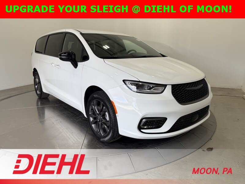 2026 Chrysler Pacifica Select AWD