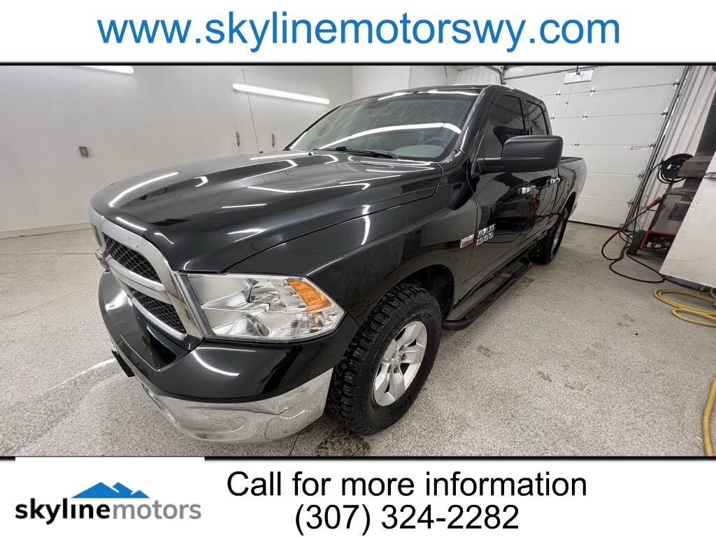 2017 RAM 1500 SLT Quad Cab 4WD