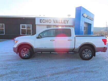 2018 Nissan Titan Platinum Reserve Crew Cab 4WD