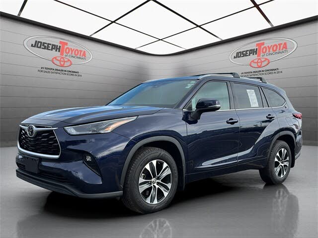 2022 Toyota Highlander XLE AWD