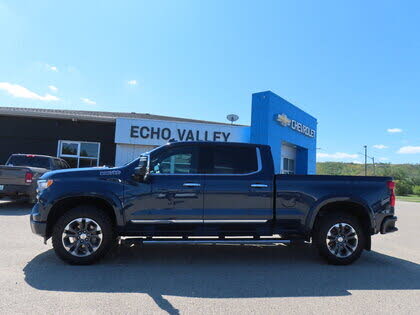 2023 Chevrolet Silverado 1500 High Country Crew Cab 4WD