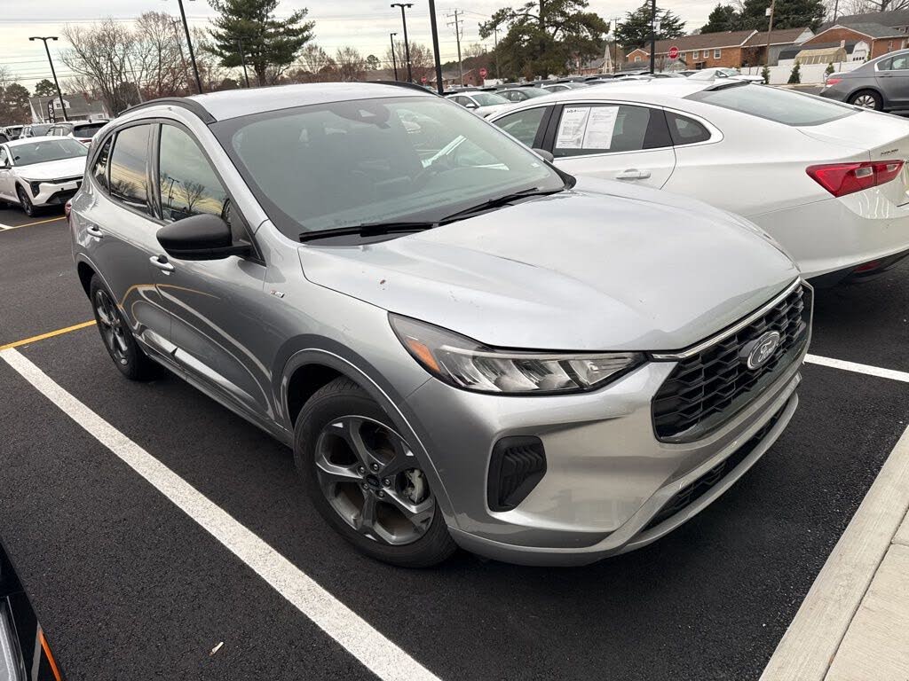2023 Ford Escape ST-Line FWD