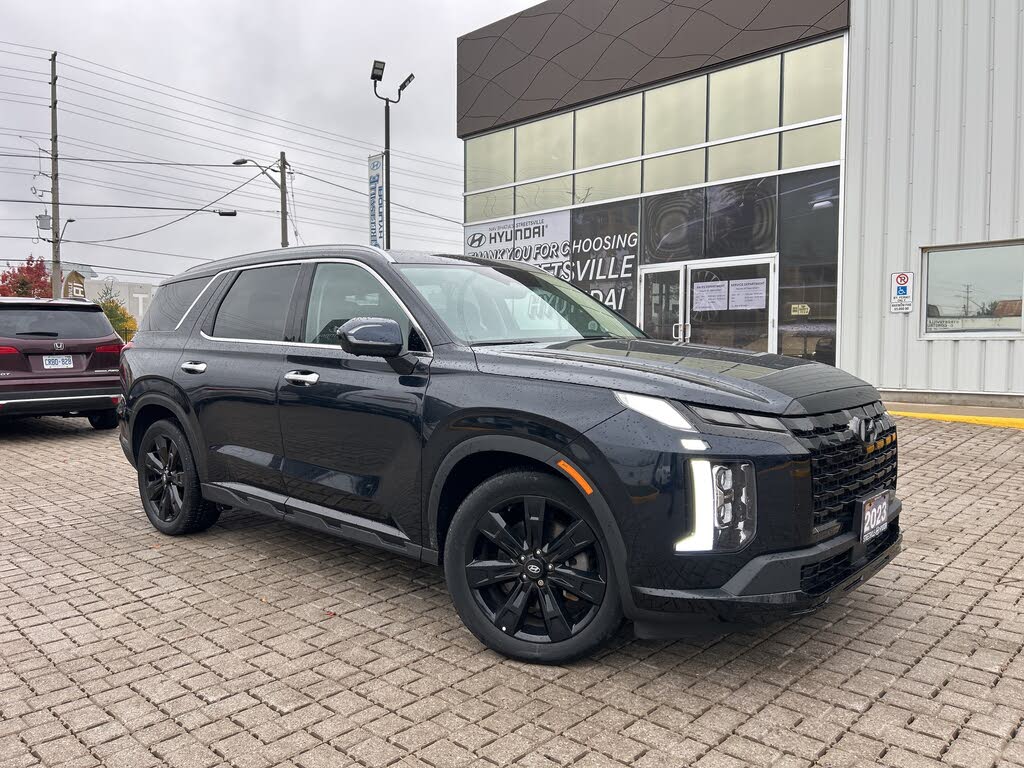 2023 Hyundai Palisade Urban AWD with 7 Passenger Seating