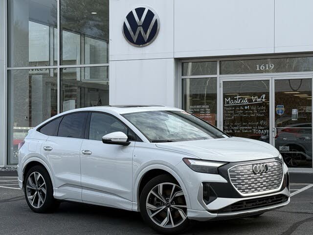 2024 Audi Q4 e-tron Sportback quattro Premium Plus 55