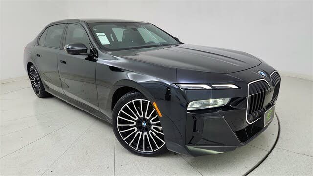2024 BMW 7 Series 740i RWD