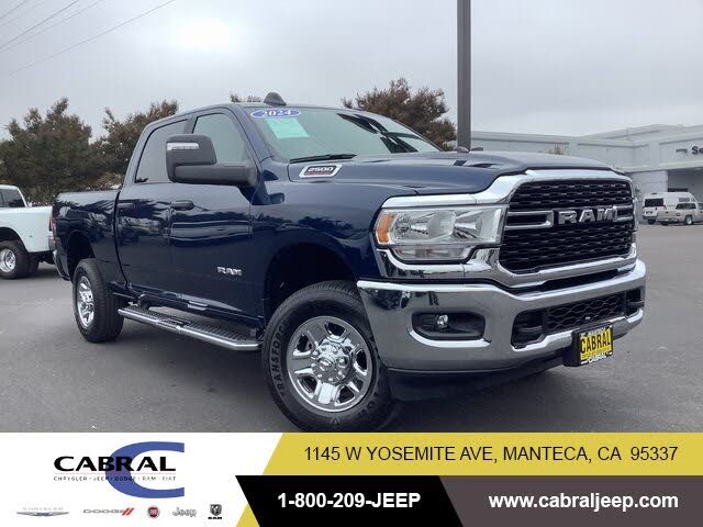 2024 RAM 2500 Big Horn Crew Cab 4WD