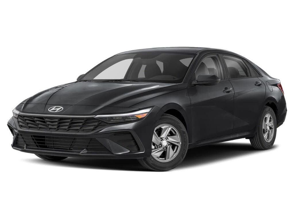 2025 Hyundai Elantra Essential FWD