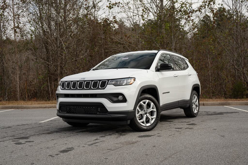 2026 Jeep Compass Latitude 4WD