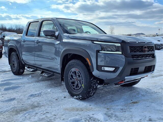 2026 Nissan Frontier PRO-4X Crew Cab 4WD