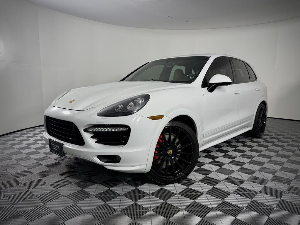 2014 Porsche Cayenne GTS AWD