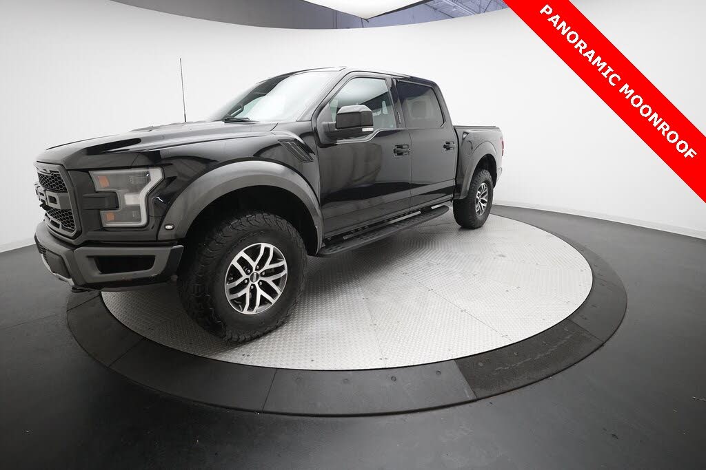 2017 Ford F-150 Raptor SuperCrew 4WD