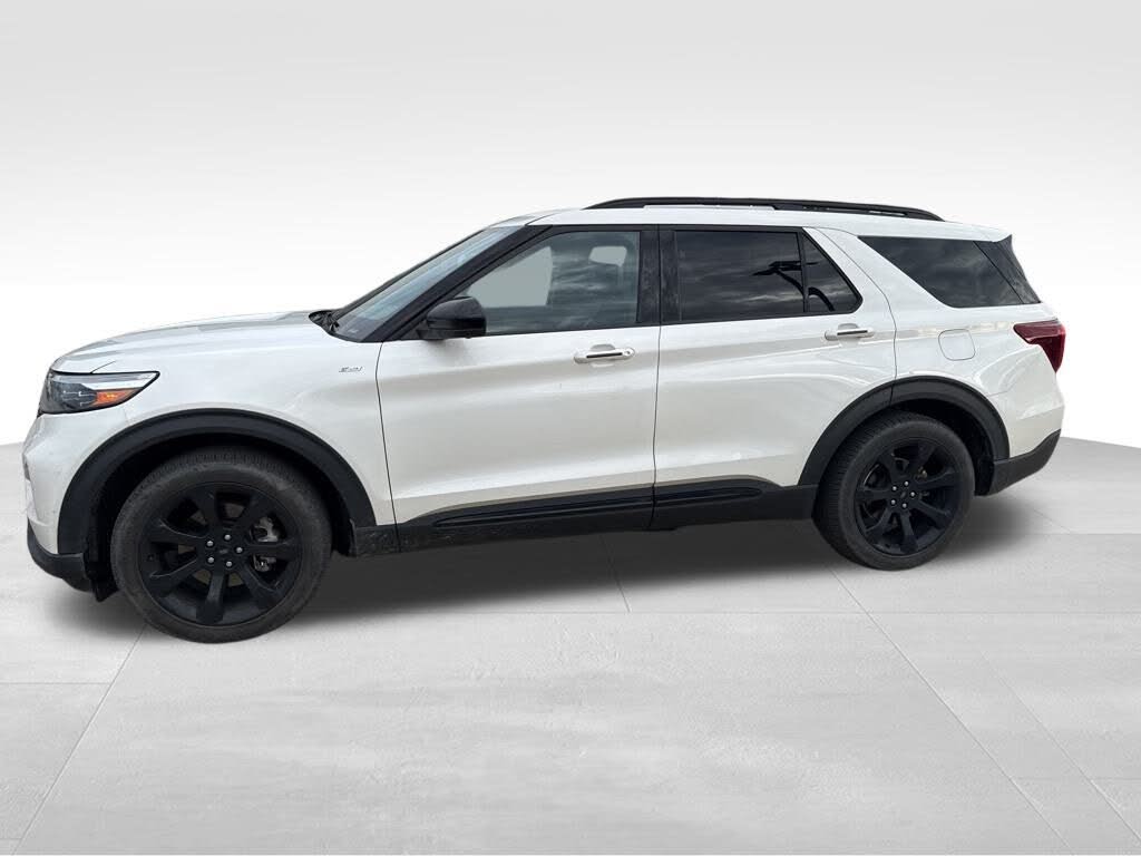 2023 Ford Explorer ST-Line RWD