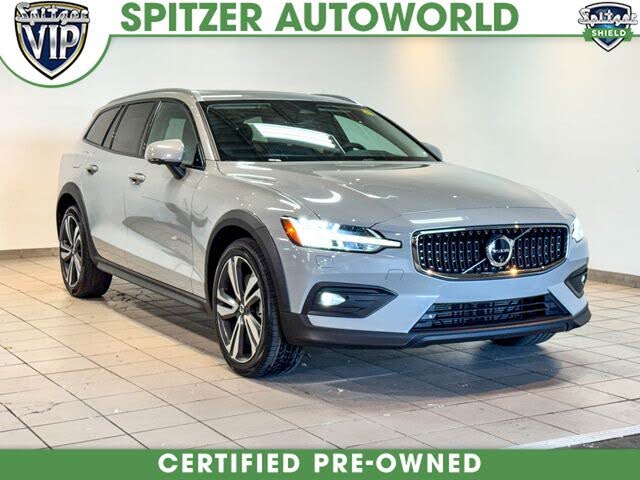 2024 Volvo V60 Cross Country B5 Plus AWD