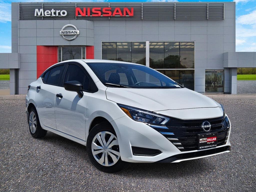 2025 Nissan Versa S FWD