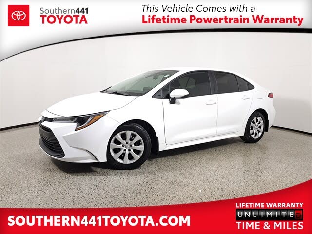 2025 Toyota Corolla LE FWD