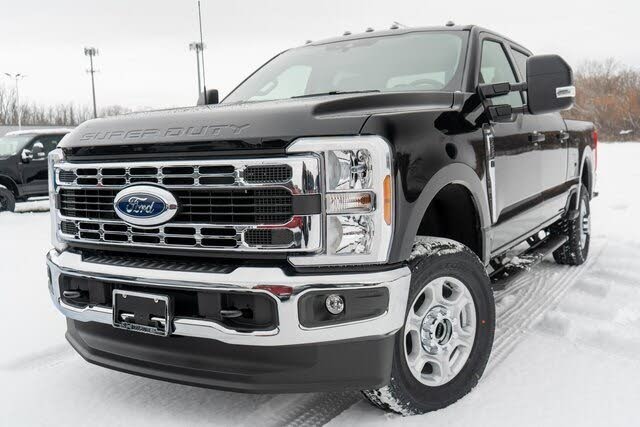 2026 Ford F-250 Super Duty XLT Crew Cab 4WD