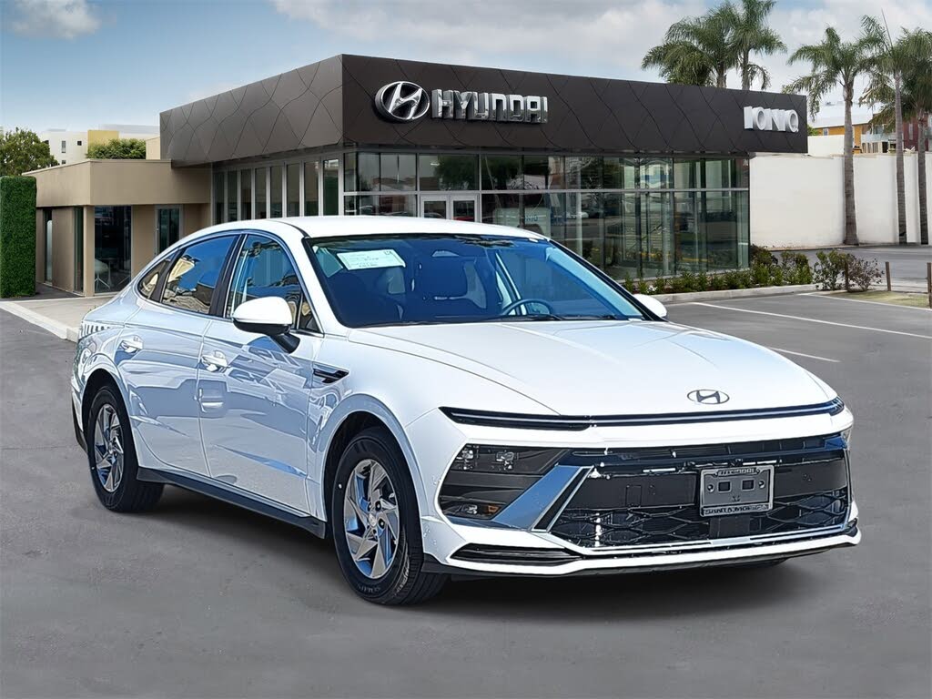 2026 Hyundai Sonata SE FWD