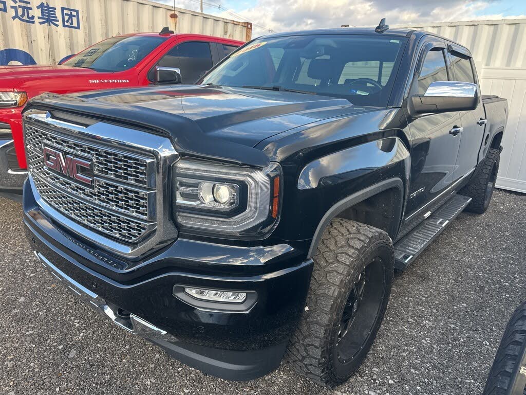 2018 GMC Sierra 1500 Denali Crew Cab 4WD