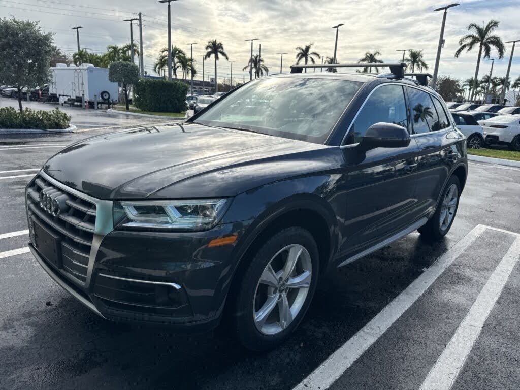 2020 Audi Q5 quattro Premium Plus 45 TFSI