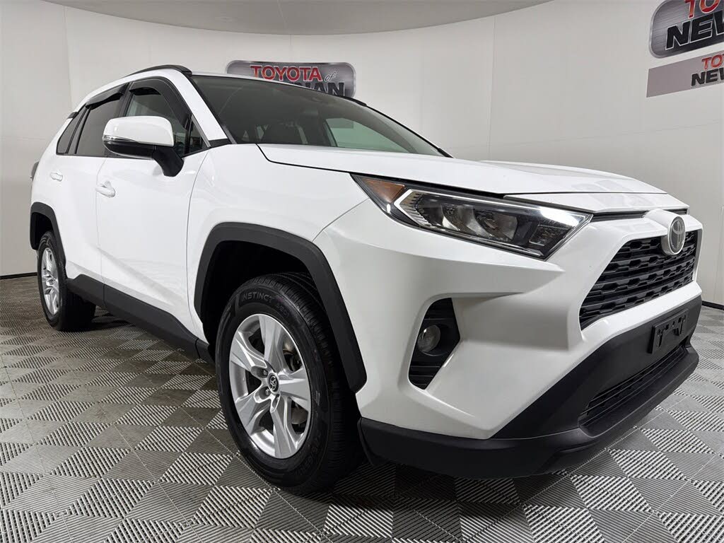 2021 Toyota RAV4 XLE FWD