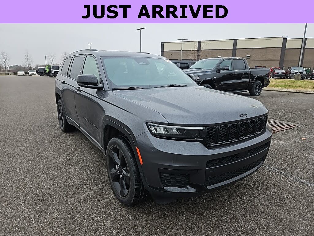 2022 Jeep Grand Cherokee L Altitude 4WD