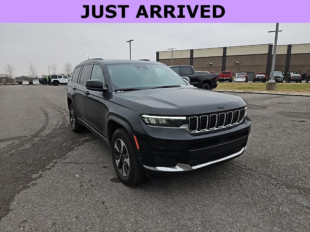 2023 Jeep Grand Cherokee L Altitude 4WD