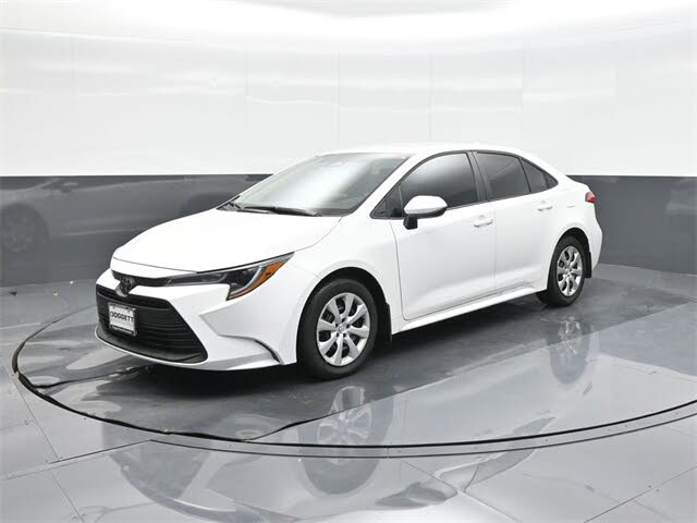 2025 Toyota Corolla LE FWD