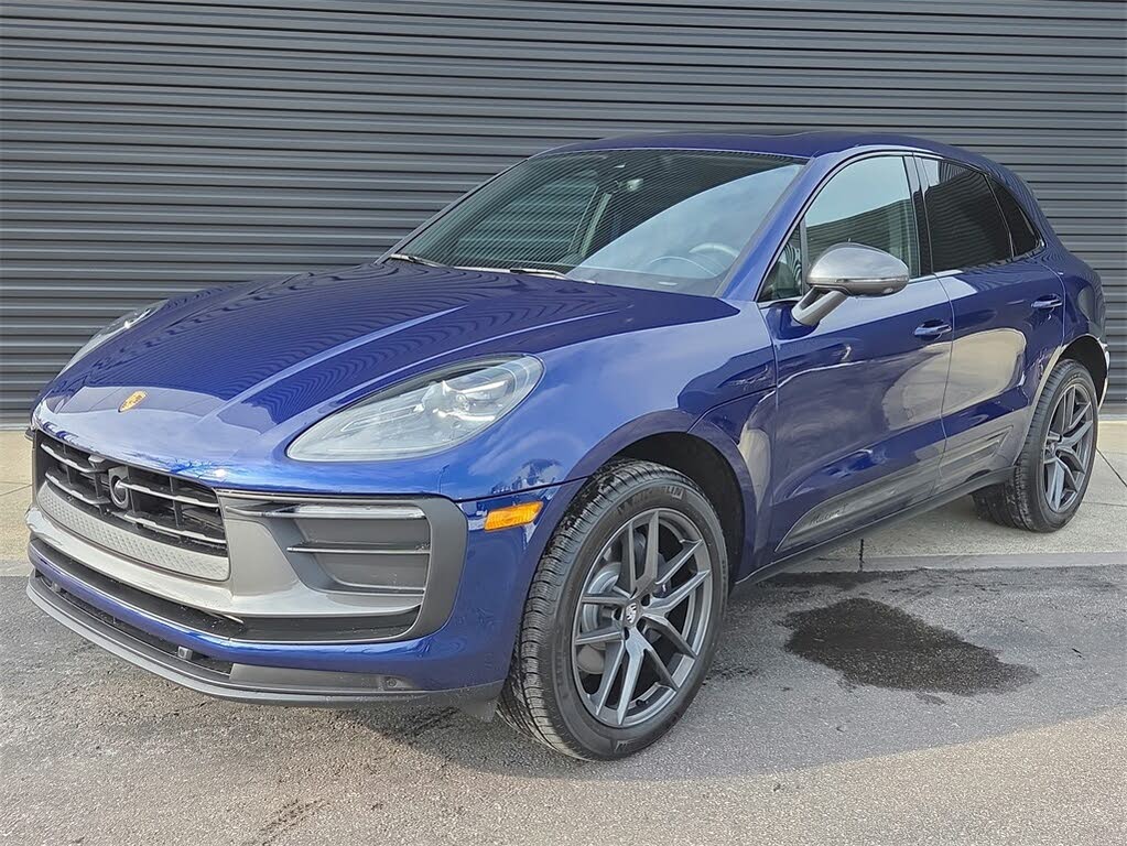 2026 Porsche Macan T AWD