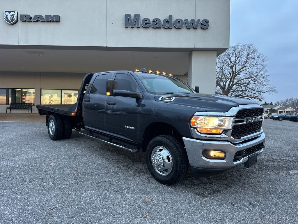 2020 RAM 3500 Chassis Tradesman Crew Cab DRW 4WD