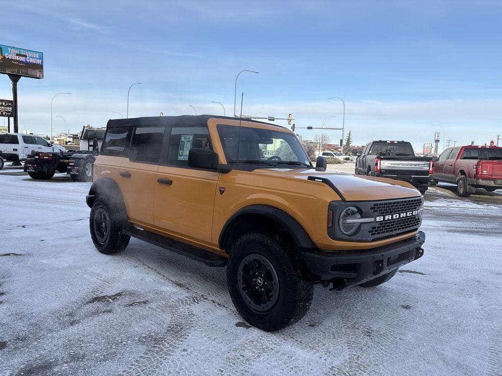 Ford Bronco Badlands Advanced 4-Door 4WD 2021