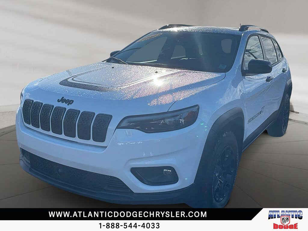2022 Jeep Cherokee Sport 4WD